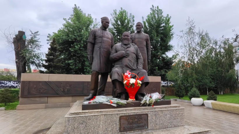  Абай и его сыновья, г. Семей © El.kz / Динмухамед БЕЙСЕМБАЕВ 