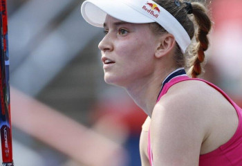 Елена Рыбакина пробилась в третий круг турнира WTA 1000