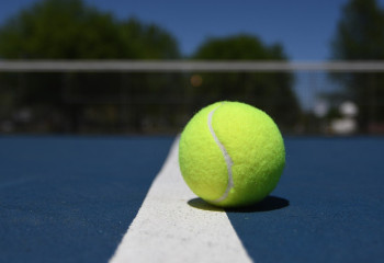 Казахстанского теннисиста отстранили от соревнований из-за подозрения в договорных матчах