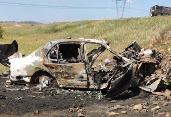 Семья погибла в ДТП: Lexus столкнулся с бензовозом и загорелся на трассе близ Кокшетау