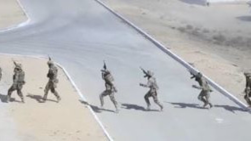  Кадр из видео 