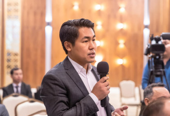 Экс-кеңесші жолақыны Алматыда 425, Астанада 350 теңгеге көтеру туралы ұсыныстың себебін түсіндірді