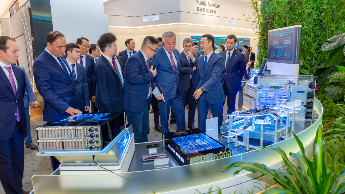 Представители Huawei презентовали свое видение цифрового развития Казахстана