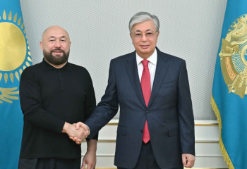 Тоқаев кинорежиссер Тимур Бекмамбетовпен кинематография саласын дамыту мәселесін талқылады