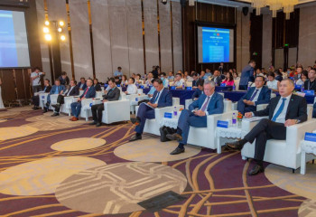 Қазақ-қытай бизнес-форумына 200-ден аса кәсіпкер қатысты