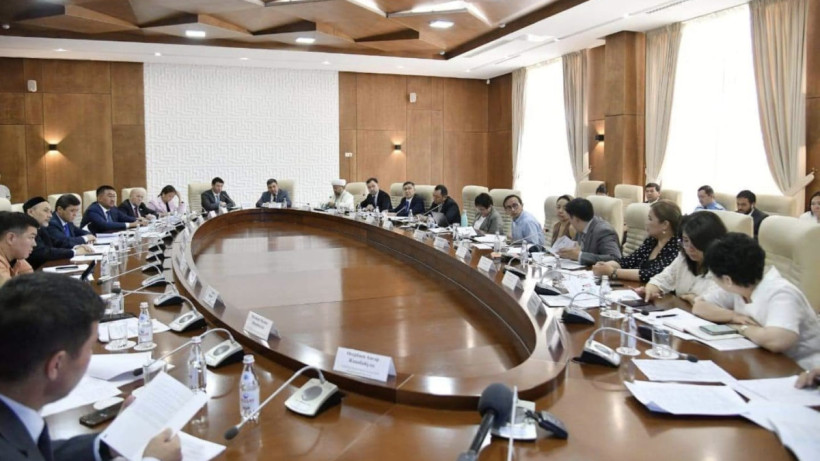  facebook.com/darhan.hidirali 