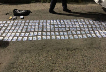 Киберполицейские Караганды задержали мошенника-подростка и его 54-летнюю подельницу