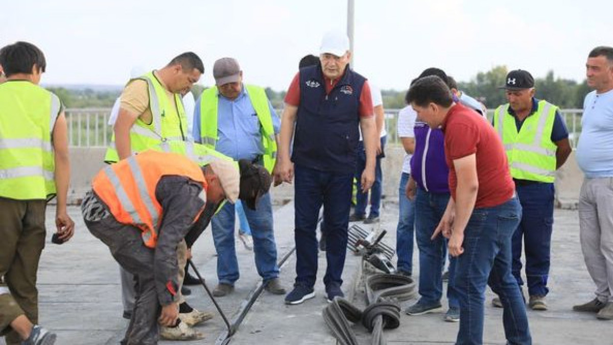 В Актобе продолжается строительство 65 км дорог