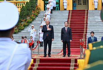 Глава государства провел переговоры с Президентом Вьетнама Во Ван Тхыонгом