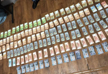 Теміртауда зейнеткерден қомақты ақша алған екі алаяқ ұсталды