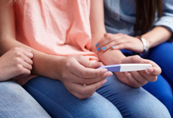 20 жасқа дейінгі қыздар арасындағы жүктілік 50% жоғары - министрлік