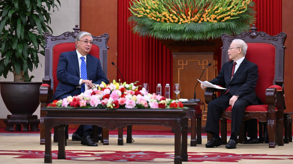 Глава государства встретился с Генсеком Центрального комитета Коммунистической партии Вьетнама