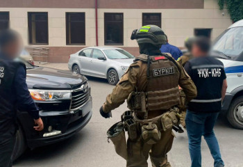 ҰҚК заңсыз көші-қон ұйымдастырған шетелдікті ұстады