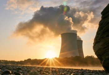 АЭС салу үшін алғашқы жария тыңдау немен аяқталды?