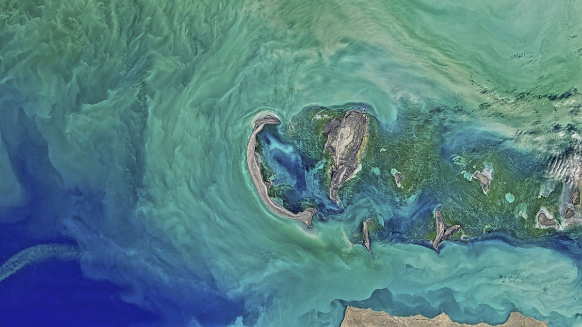 Землетрясение зарегистрировано в акватории Каспийского моря