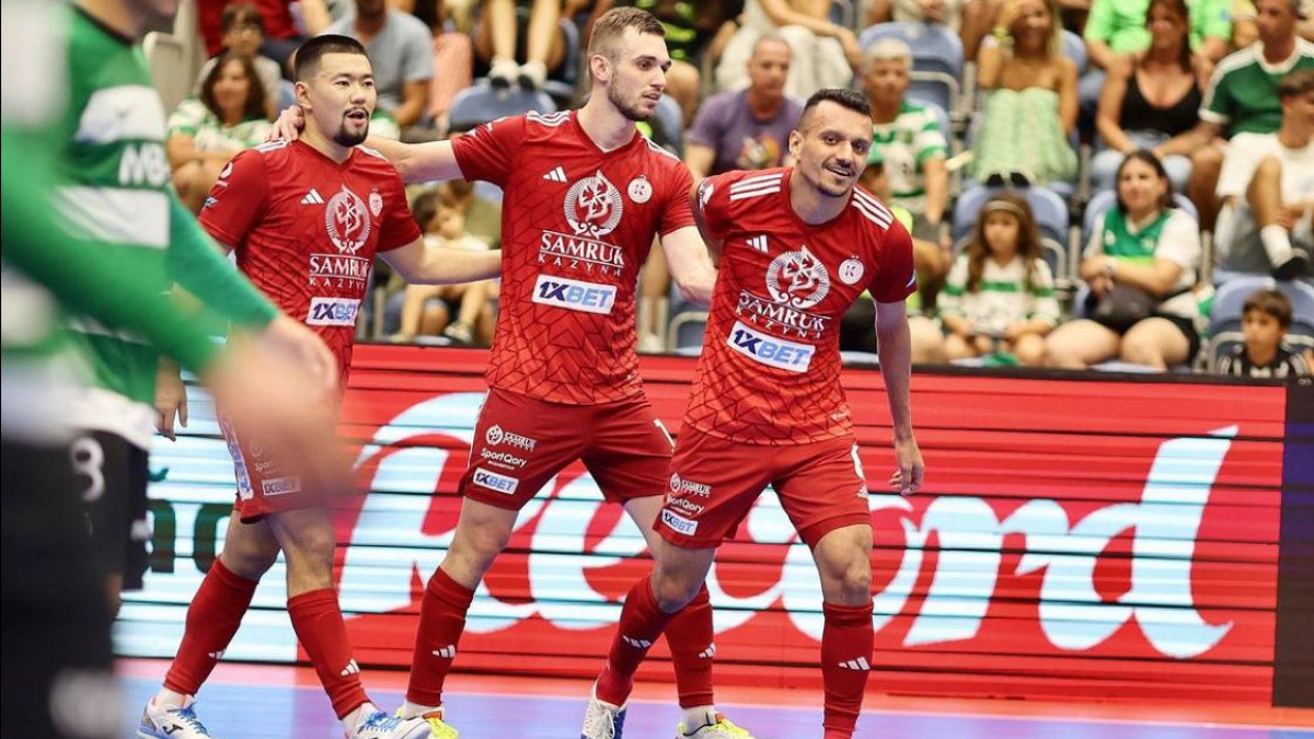  instagram.com/afckairat 