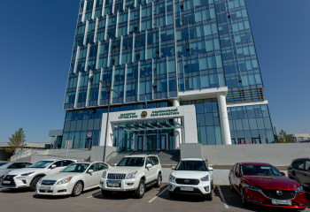 Нацбанк снизил базовую ставку до 16,5%