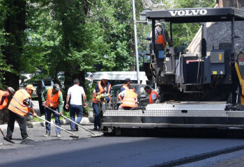 Алматыда Сәтбаев көшесіндегі жолайрықты орташа жөндеу жұмыстары басталды