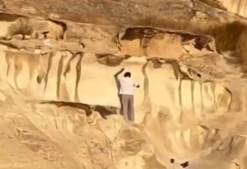 Маңғыстауда шатқалға атын ойып тұрып жазған ер адам шенеунік болып шықты