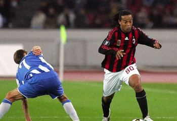 Танымал футболшының басы дауға қалды