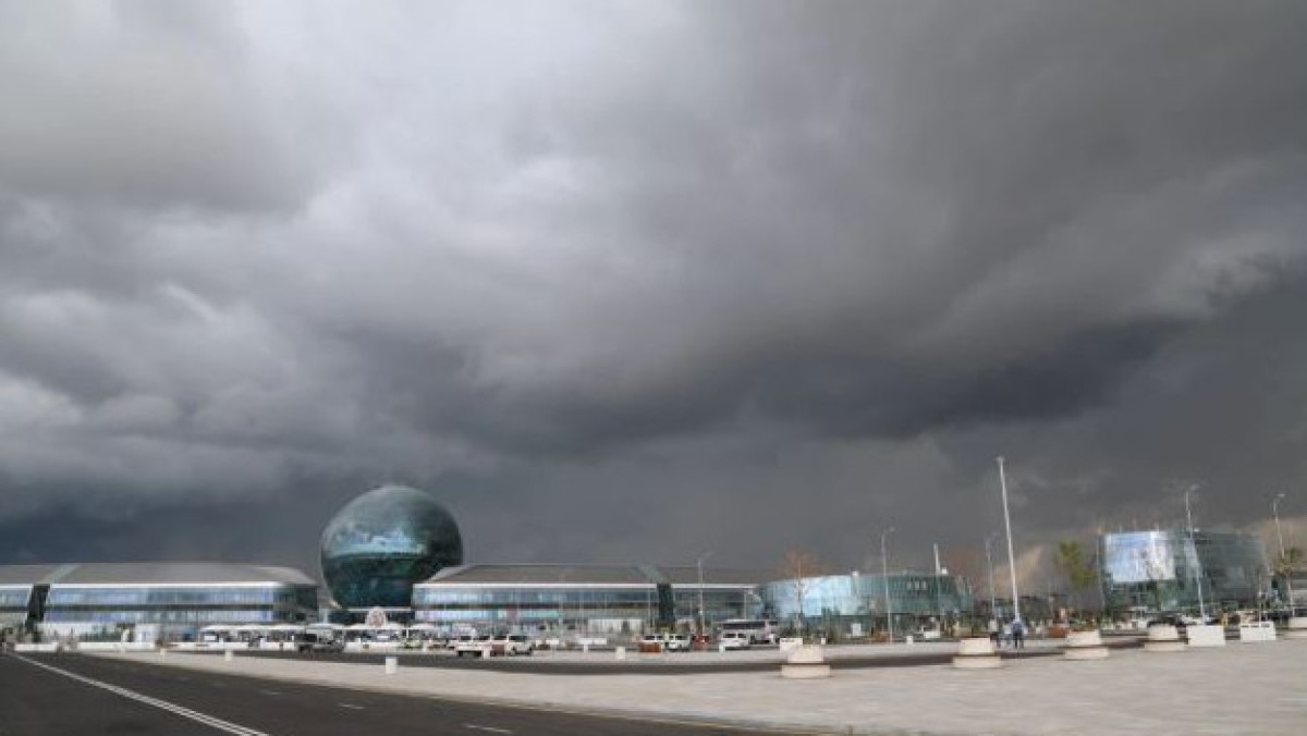 Сильные дожди, ветер и град ожидаются в Казахстане
