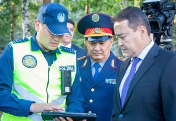 Цифровизация, безопасность и борьба с преступностью: Алихан Смаилов оценил достижения полиции РК