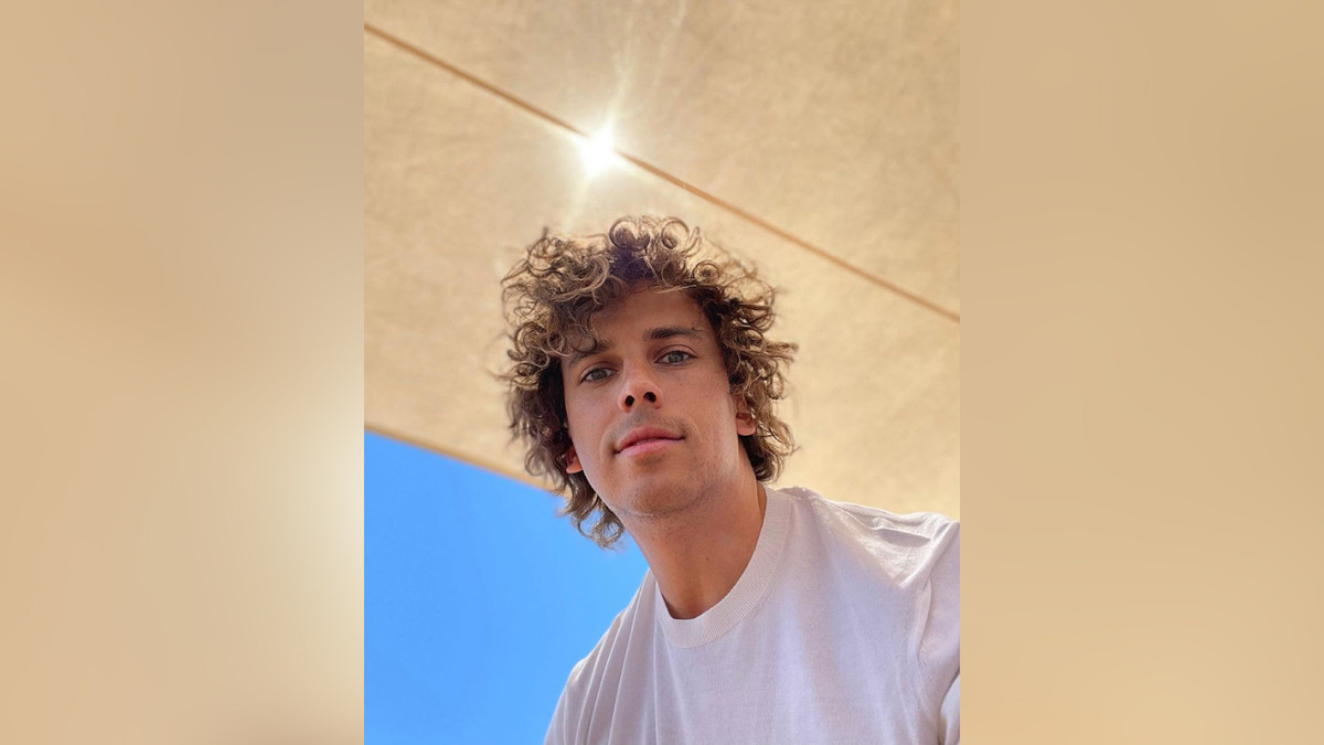  instagram.com/maxgalkinru 