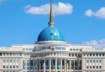 Tokayev congratulates teachers and schoolchildren of Kazakhstan on Knowledge Day