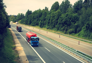 Көлік министрлігін қайта құрған жөн - Тоқаев