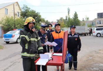 Таразда көпқабатты үйлерде өртке қарсы оқу-жаттығу жиындары өтіп жатыр