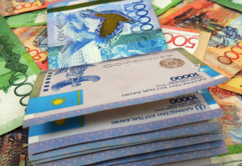 Численность пострадавших от финансовых пирамид выросла сразу втрое в Казахстане