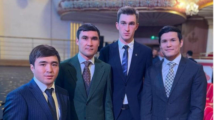  instagram.com/yeleussinovdaniyar 