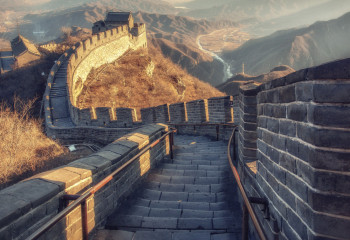 Строители пробили дыру в Великой Китайской стене, чтобы сократить путь до работы