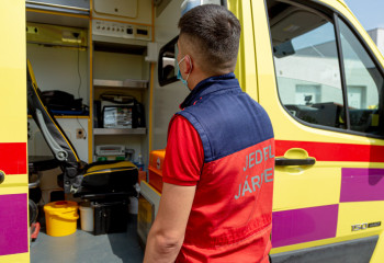 Алматыда энергетикалық сусынды күнде тұтынған жасөспірім ауруханаға түсті