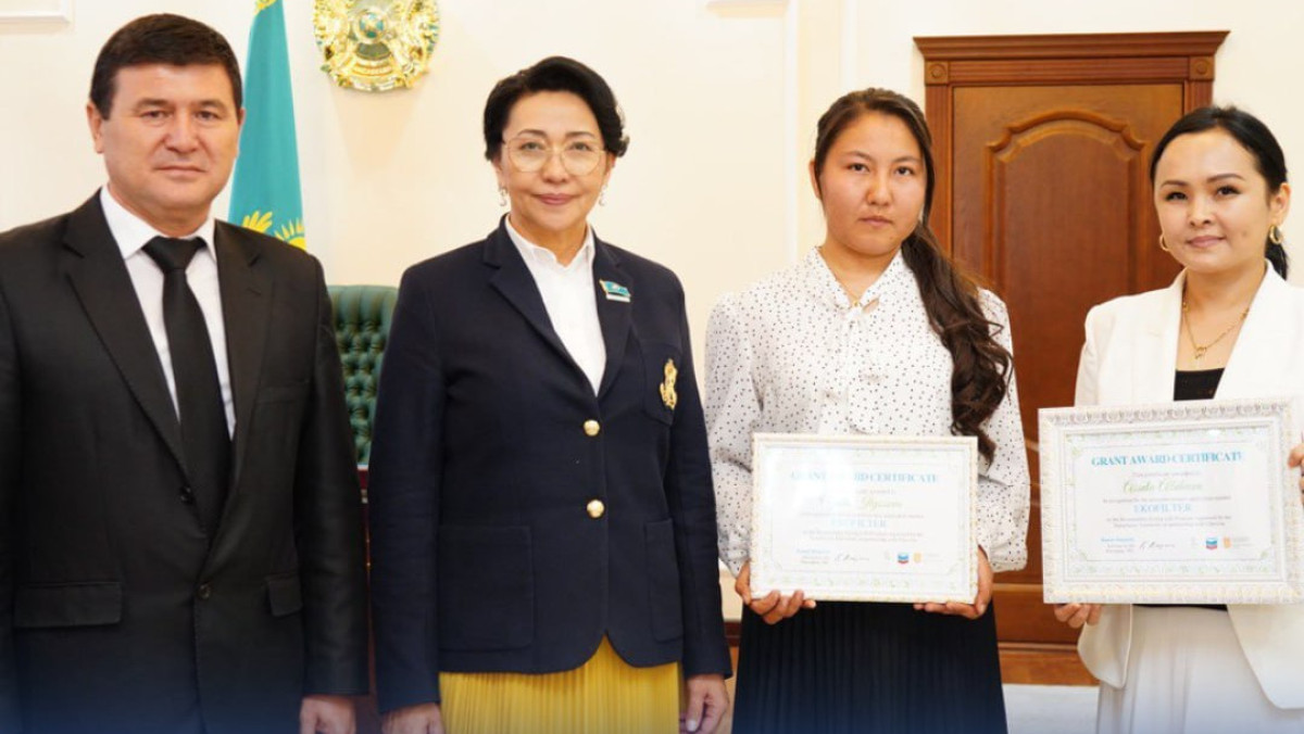 Студентка из Шымкента выиграла 1,2 млн тенге за экологический стартап