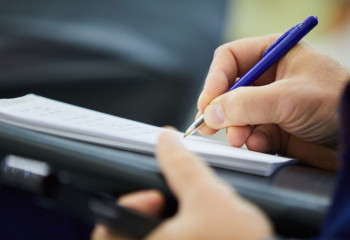 Мыңға жуық мұғалім тест жауаптарын сатып алған