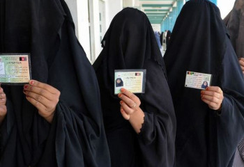 Өзбекстан билігі бетті тұмшалауға, көп әйел алуға тыйым салды