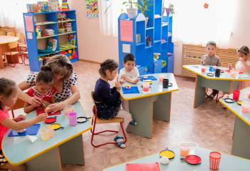 Балабақша тәрбиешілерінің жалақысы көтеріледі