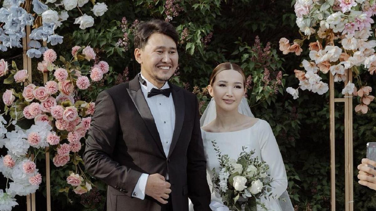  instagram.com/bidash_official 