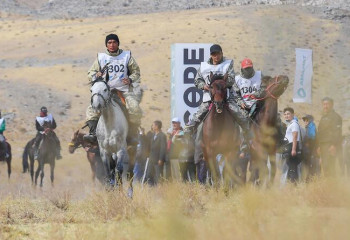 Участники «Ұлы дала жорығы» отправлились из Астаны в Туркестан