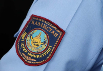 Шымкентте түнгі клубқа келушінің бірі шұлығына есірткі жасырған