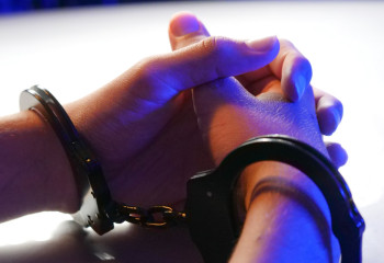 Директор МФО в Таразе ограбил свою же фирму, пытаясь покрыть долги от азартных игр