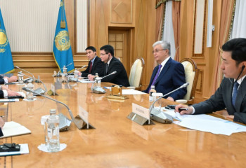 Tokayev receives Sinopec Corp President