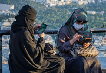 Депутат никаб пен паранджаға заң жүзінде тыйым салуды ұсынды