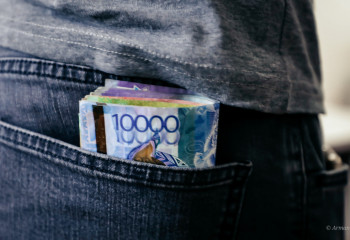 Мужчина проиграл 1,2 млн тенге на ставках покончил с собой