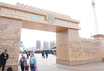 Астанада Атырау мен Жамбыл облыстарының жәрмеңкесі өтіп жатыр