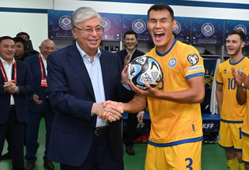 Мемлекет басшысы футболдан ел құрамасын жеңісімен құттықтады