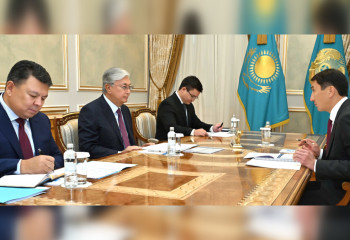 Токаев встретился с председателем правления «КазМунайГаз»