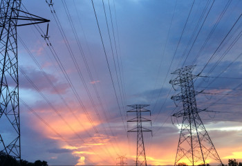 Кыргызстан планирует закупить у Казахстана электроэнергию на зиму