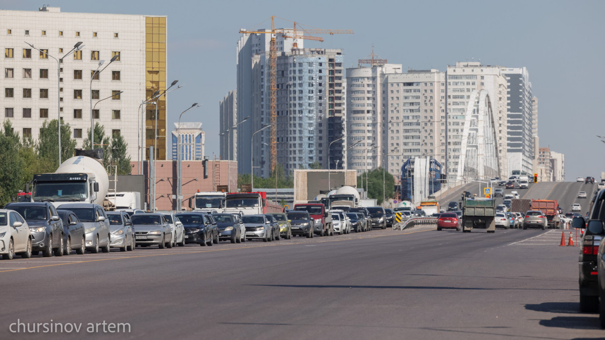 Астана әкімі көлік кептелісі мәселесі қалай шешілетінін айтты